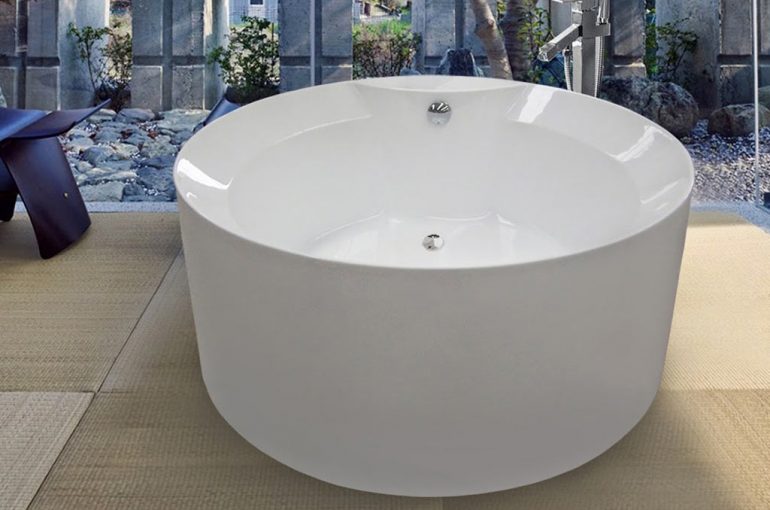 Wanny wolnostojące i do zabudowy; Solid Surface