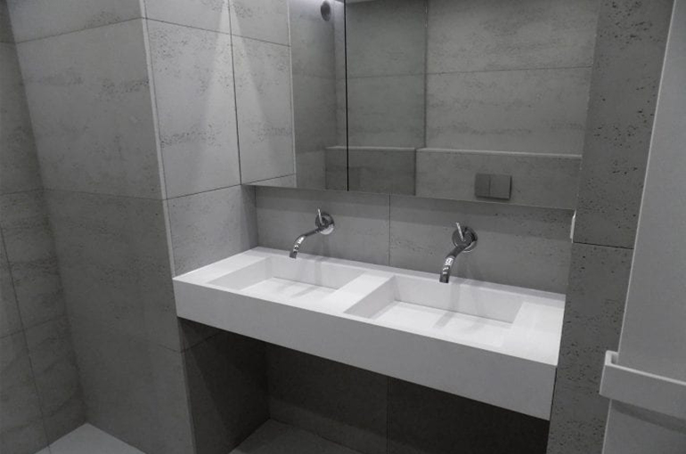 Beton architektoniczny w łazience